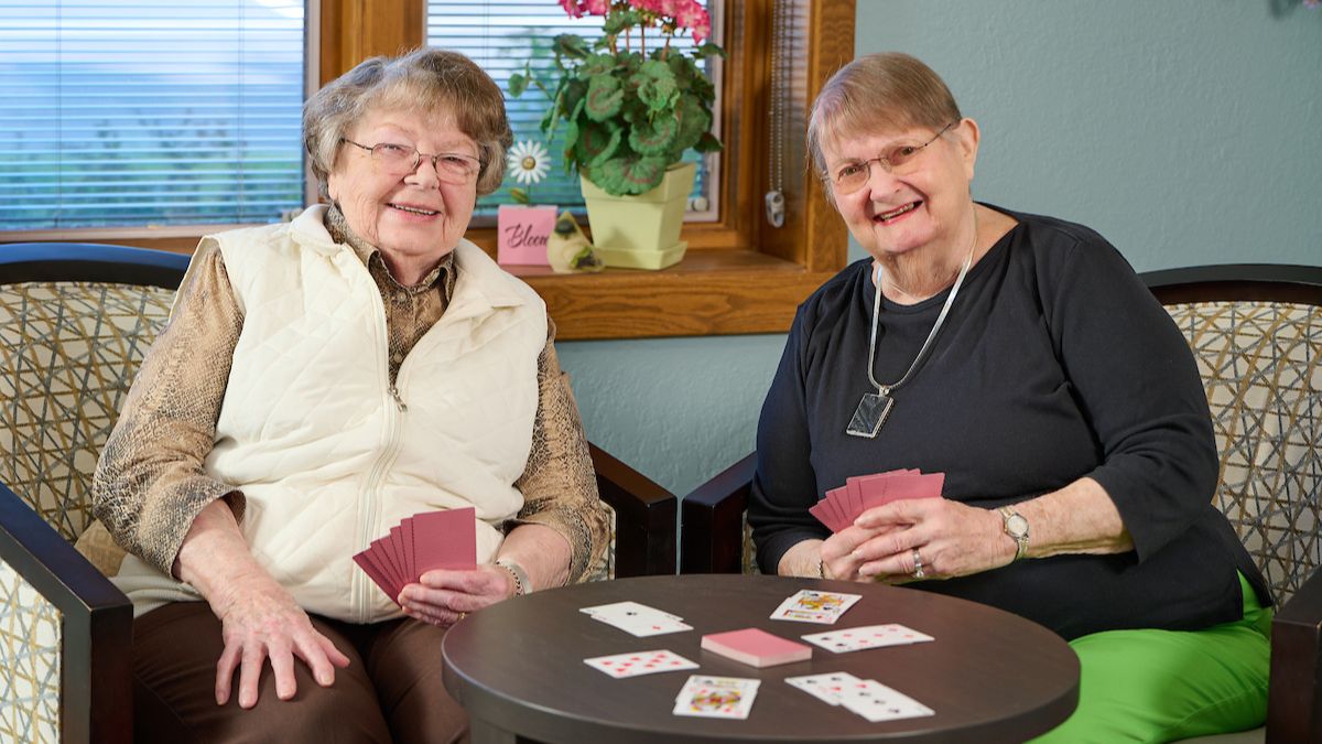 diane-emory-janet-spaude-cedar-community Diane Emory and Janet Spaude, friends and residents at The Willows at Cedar Lake.